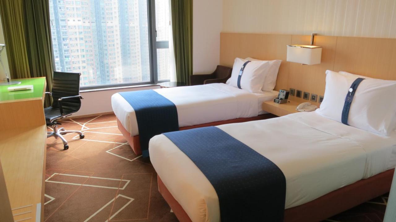 Hotel Express Kowloon East, An Ihg 3*